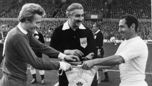 FIFA recuerda a Francisco Gento