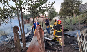Hombre quemó una casa y macheteó a su vecino - OviedoPress