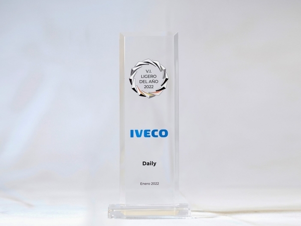 IVECO Daily gana el premio ‘Vehículo Industrial Ligero del Año 2022 en España’