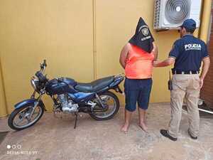 Detienen a joven con varios antecedentes por robo - La Clave