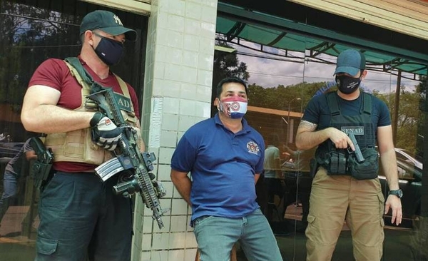 Diario HOY | Extraditan a Brasil a un importante traficante de armas paraguayo