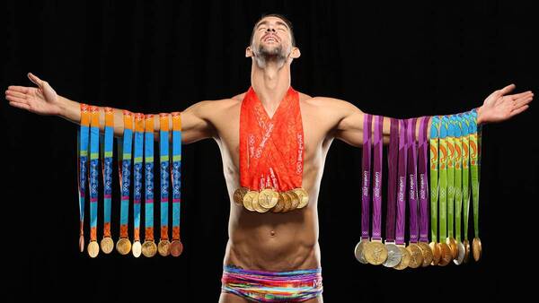 Michael Phelps contra las nadadoras transexuales
