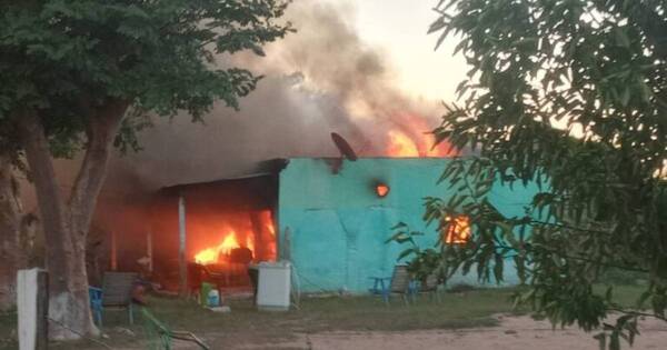La Nación / Perdió su casa y G. 50 millones en un incendio en Concepción