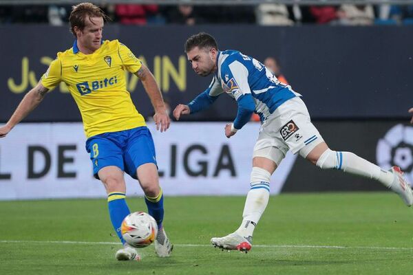 Cádiz, con Arzamendia, iguala con Espanyol - Fútbol Internacional - ABC Color