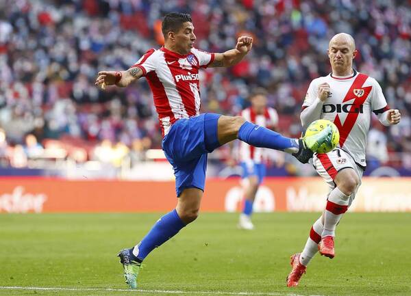 Crónica / Luis Suárez podría volver a la Premier hina