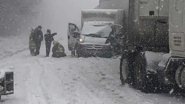 Tormenta de nieve genera cortes de luz en EEUU y Canadá - ADN Digital