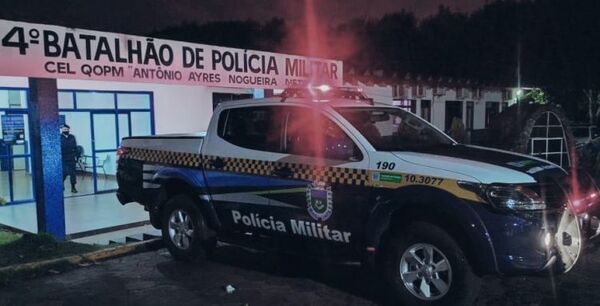 Venezolanos presos por desacato y agresión