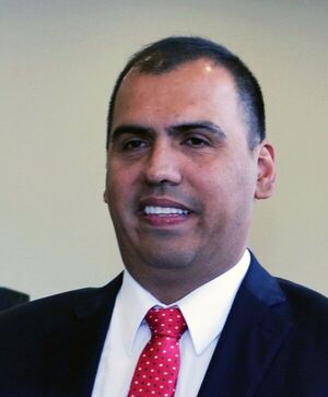 Policías  y exfuncionarios municipales integran ONG elegidas por Pipo Díaz V. - Nacionales - ABC Color
