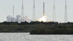SpaceX lanza al espacio otro grupo de 49 satélites Starlink 
