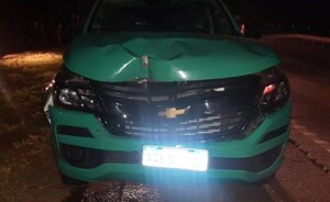 Seis lesionados tras accidente entre camioneta de ANDE y motocarro