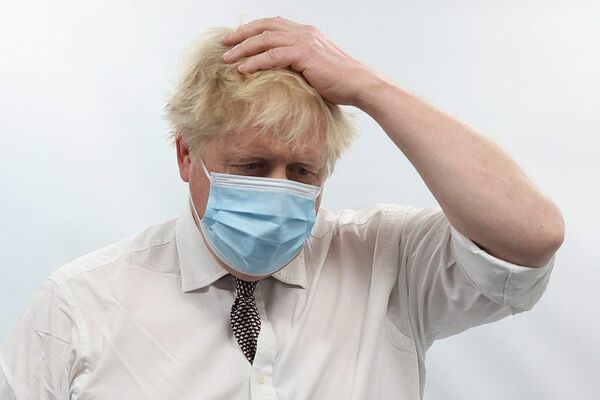 Boris Johnson, cada vez más en la cuerda floja - Mundo - ABC Color