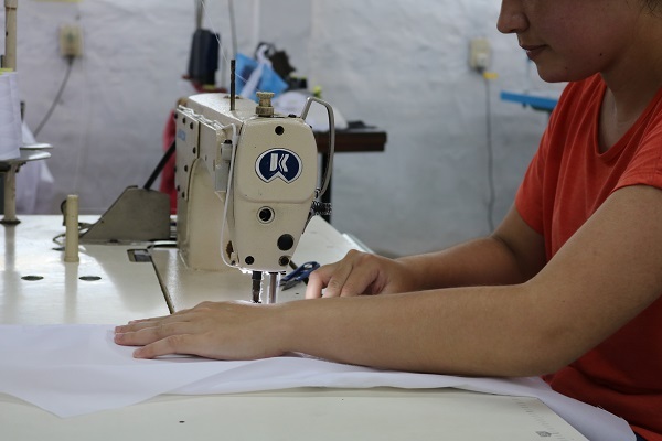 Capacitan a confeccionistas de Yaguarón en técnicas y formalización