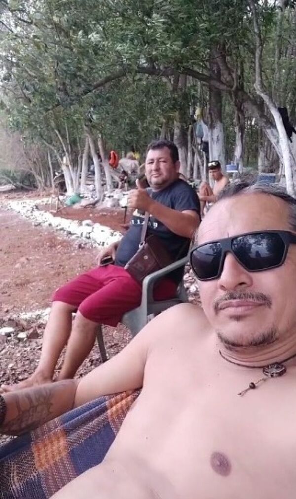 “Mbururu” lucra con entradas y cantina en una costanera invadida en el Acaray