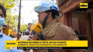 Incendio en fábrica textil en el barrio San Vicente - ABC Noticias - ABC Color