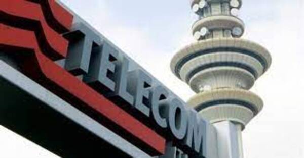 Telecom Italia cae por la parálisis sobre la opa de KKR un 3,6 % en Milán