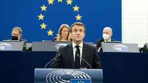 Macron insta a que el aborto sea un derecho básico en la Unión Europea