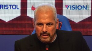 Presentan impugnación contra Zapag | Noticias Paraguay