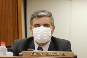 'Show de colorados' dejó sin tratamiento el proyecto de ley de emergencia sanitaria, critica diputado Acosta
