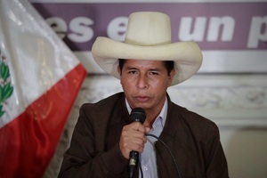 Castillo reitera su invitación a los empresarios para que inviertan en Perú - MarketData
