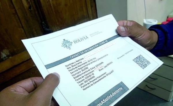 Diario HOY | Bolivia suspende el pase sanitario tras presión de sectores críticos