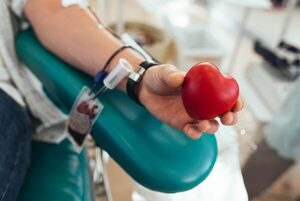 Si tengo o si tuve covid, ¿cómo hago para donar sangre?
