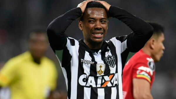 Ratificaron la pena contra Robinho en el caso de violación: deberá ir 9 años a prisión