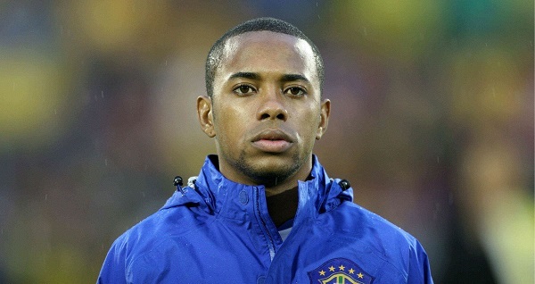 Confirman condena a nueve años de cárcel para Robinho