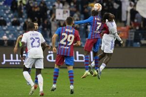 Las dos visiones de mercado para el FC Barcelona