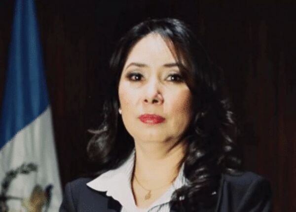Jueza anticorrupción se convirtió en el nuevo objetivo de fiscales en Guatemala