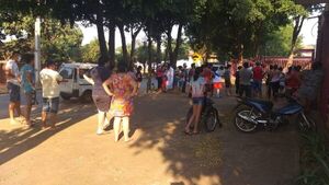 Vecinos de Reducto se manifiestan por falta de agua potable