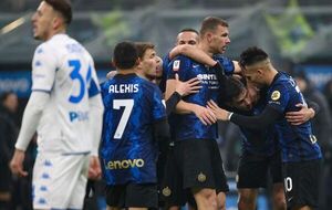 El Inter se salva en la prórroga ante el Empoli y se mete en cuartos - Fútbol Internacional - ABC Color