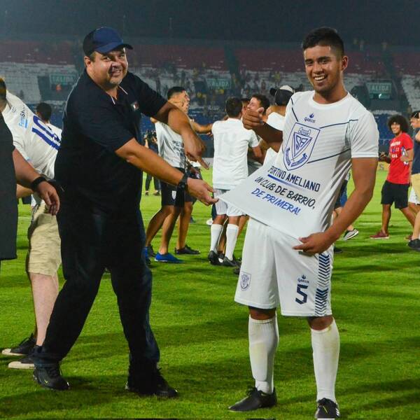Crónica / Capo de Ameliano apoya inclusión del Sub 19, pero a partir del Clausura
