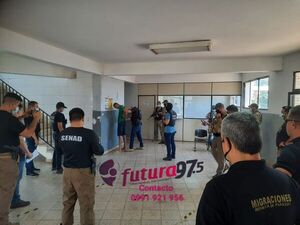 UNA VEZ MÁS: Expulsan del país por segunda vez a líder de organización criminal.