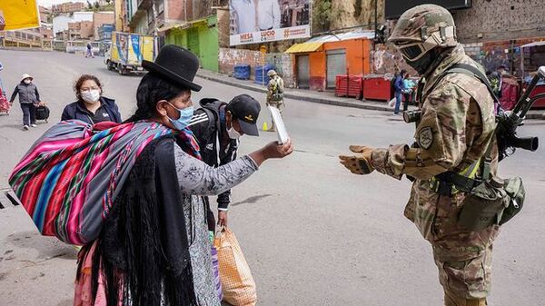 Bolivia suspende la exigencia del carnet de vacunación