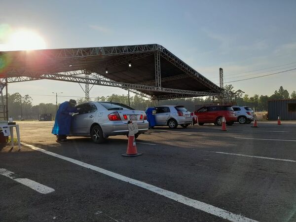 COVID: casos positivos de muestras de autódromo superan el 50% - Nacionales - ABC Color