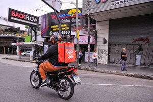 A tu delivery se le irrita los ojos por el calorazo: ¿Qué pide?