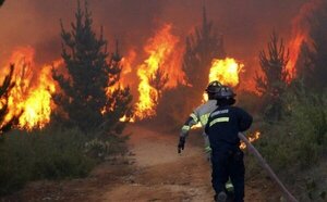 Bombero fue asaltado cuando intentaba apagar un incendio