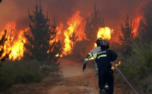 Bombero fue asaltado cuando intentaba apagar un incendio