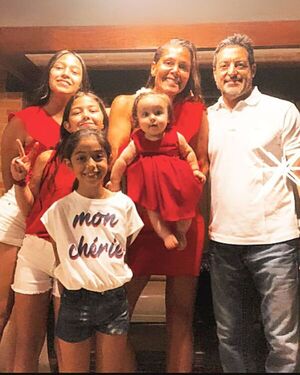 La exmodelo Ingrid Poka y su familia disfrutan de sus vacaciones en Punta del Este - Gente - ABC Color