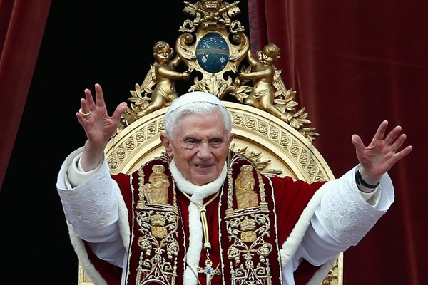 Papa emérito Benedicto XVI, acusado de inacción en casos de pedofilia en Alemania