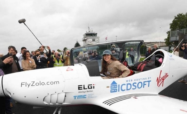 Diario HOY | Una piloto belga de 19 años es la mujer más joven en dar la vuelta al mundo