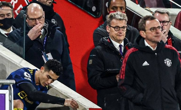 Diario HOY | Cristiano sufre su primer roce en el Manchester United