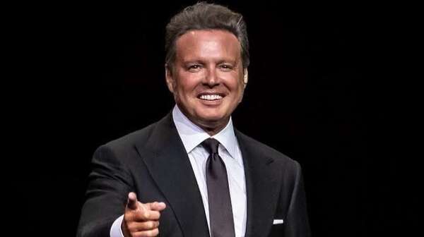 El increible nuevo look de Luis MIguel: bajó de peso y se sacó 20 años