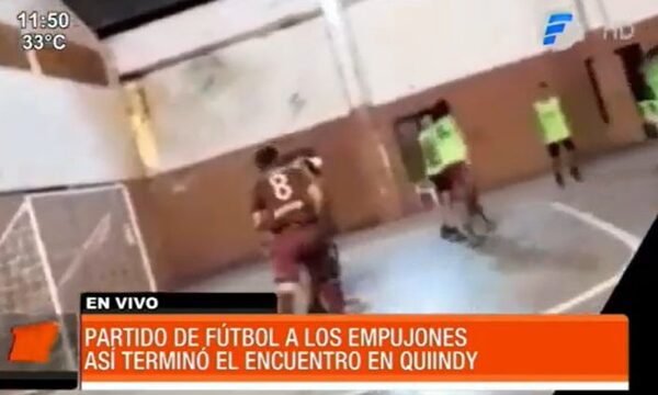 Partido benéfico terminó a los golpes | Telefuturo