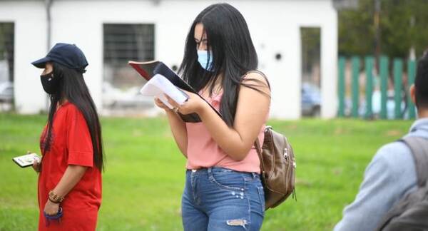 Más de 70 carreras habilita la ITAIPU a interesados por las becas