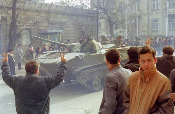 Conmemoran 32 aniversario del fin de la URSS en Azerbaiyán - El Independiente
