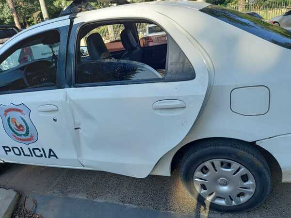 Chocó a una patrullera y luego se dio a la fuga, ocurrió en Limpio - Megacadena — Últimas Noticias de Paraguay