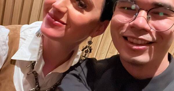 La Nación / El paraguayo que conoció a Katy Perry y posó junto a Maluma
