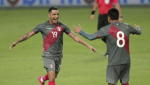 Perú se divierte ante Jamaica - Fútbol Internacional - ABC Color
