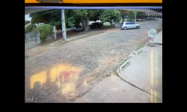 Malvivientes roban un vehículo estacionado en la sombre en el barrio Don Bosco de CDE – Diario TNPRESS